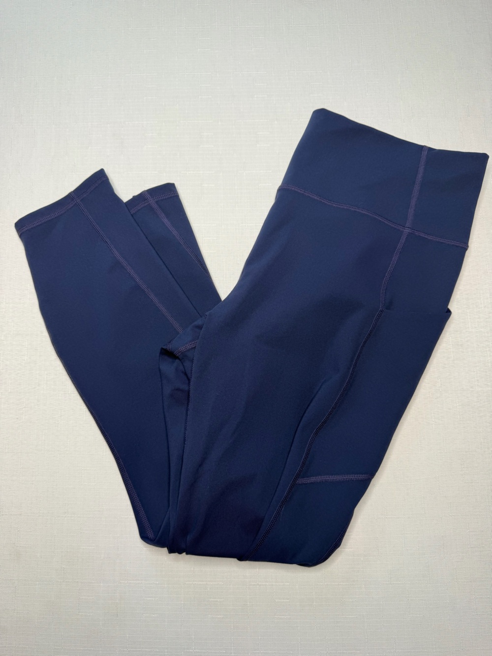 Fabletics Deep Purple High-Waisted Pocket Leggings (Large)